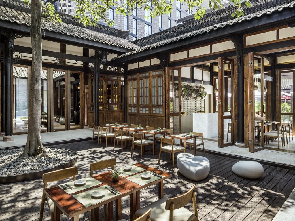 Отель The Temple House Чэнду Экстерьер фото